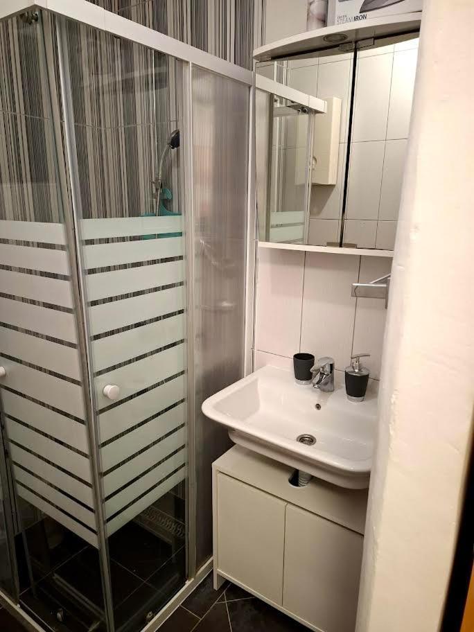 Apartmani Delas 2 Pjescana Uvala Luaran gambar