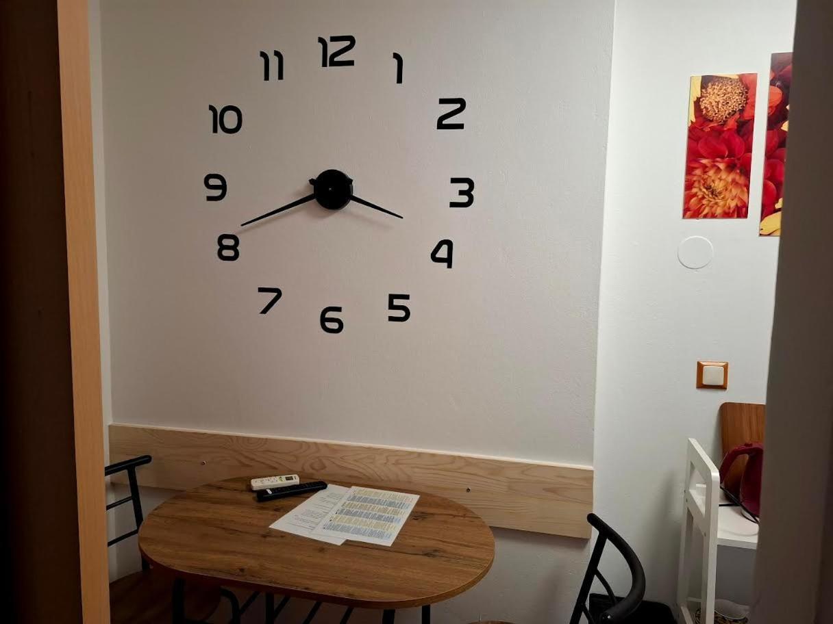 Apartmani Delas 2 Pjescana Uvala Luaran gambar